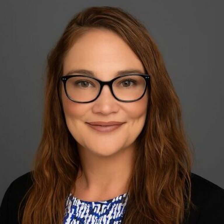 Leigh Milne Head Shot